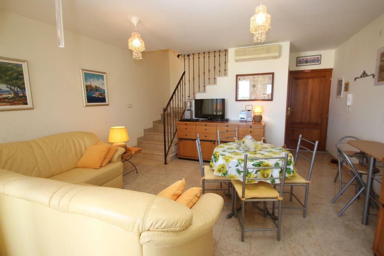 Apartment Torti Cristina *